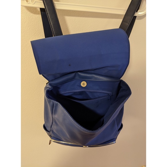 Accessorize Backpack - Picture 4 of 6